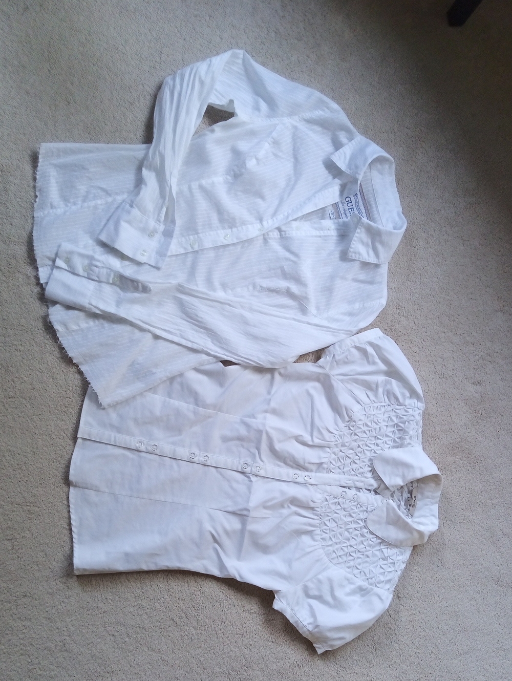 Set of Two White Button Blouse Short Sleeves And Long Sleeves